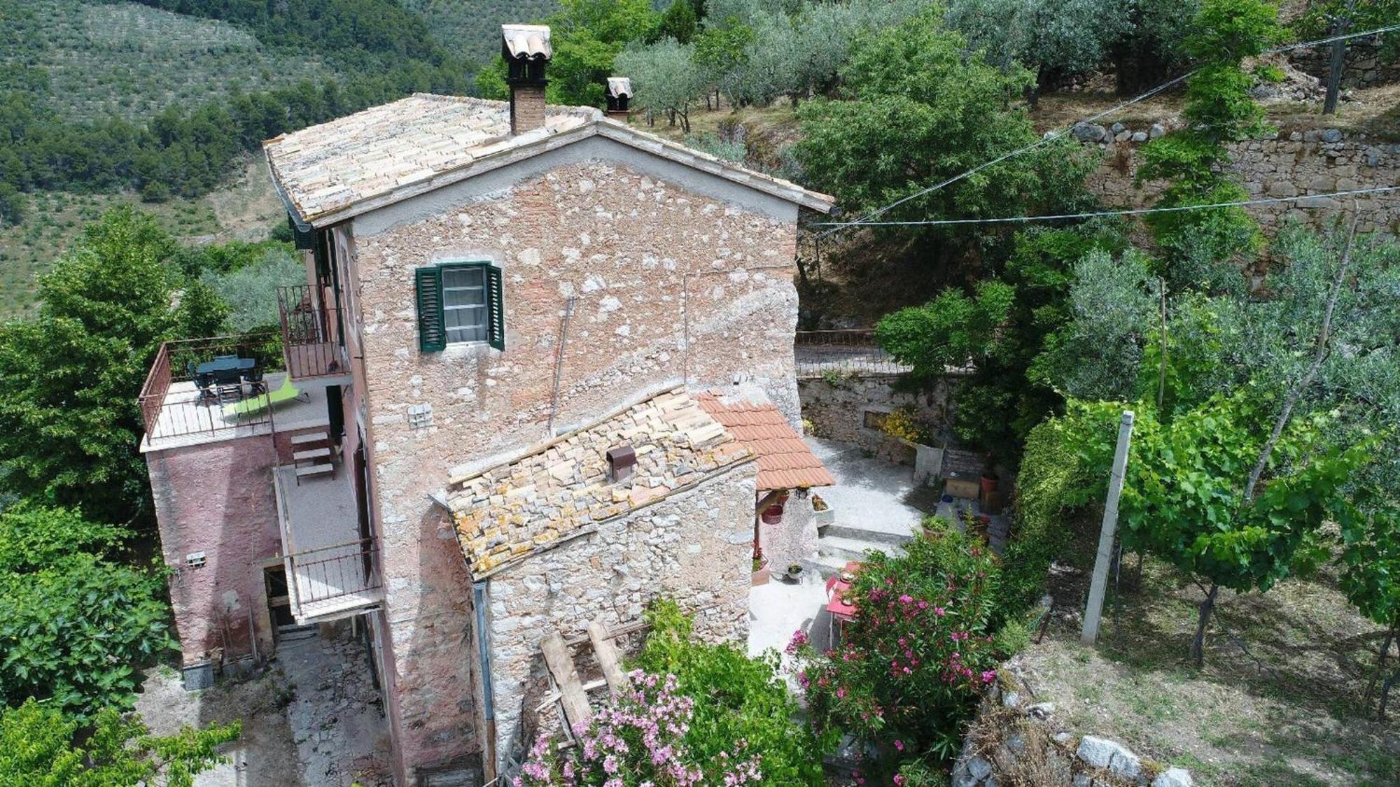 Villa Rurale Nei Pressi Castello Campello sul Clitunno Exterior photo