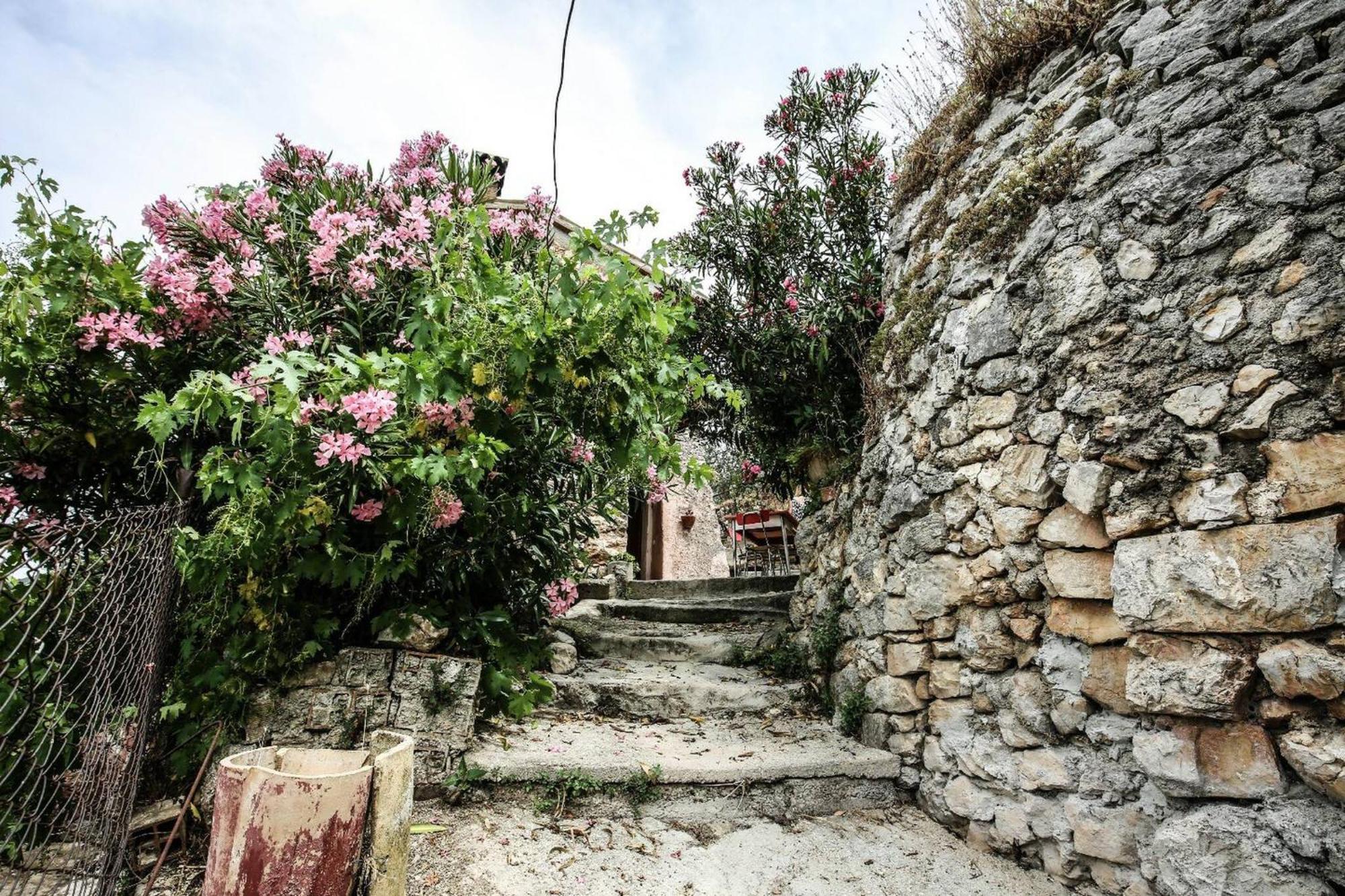 Villa Rurale Nei Pressi Castello Campello sul Clitunno Exterior photo