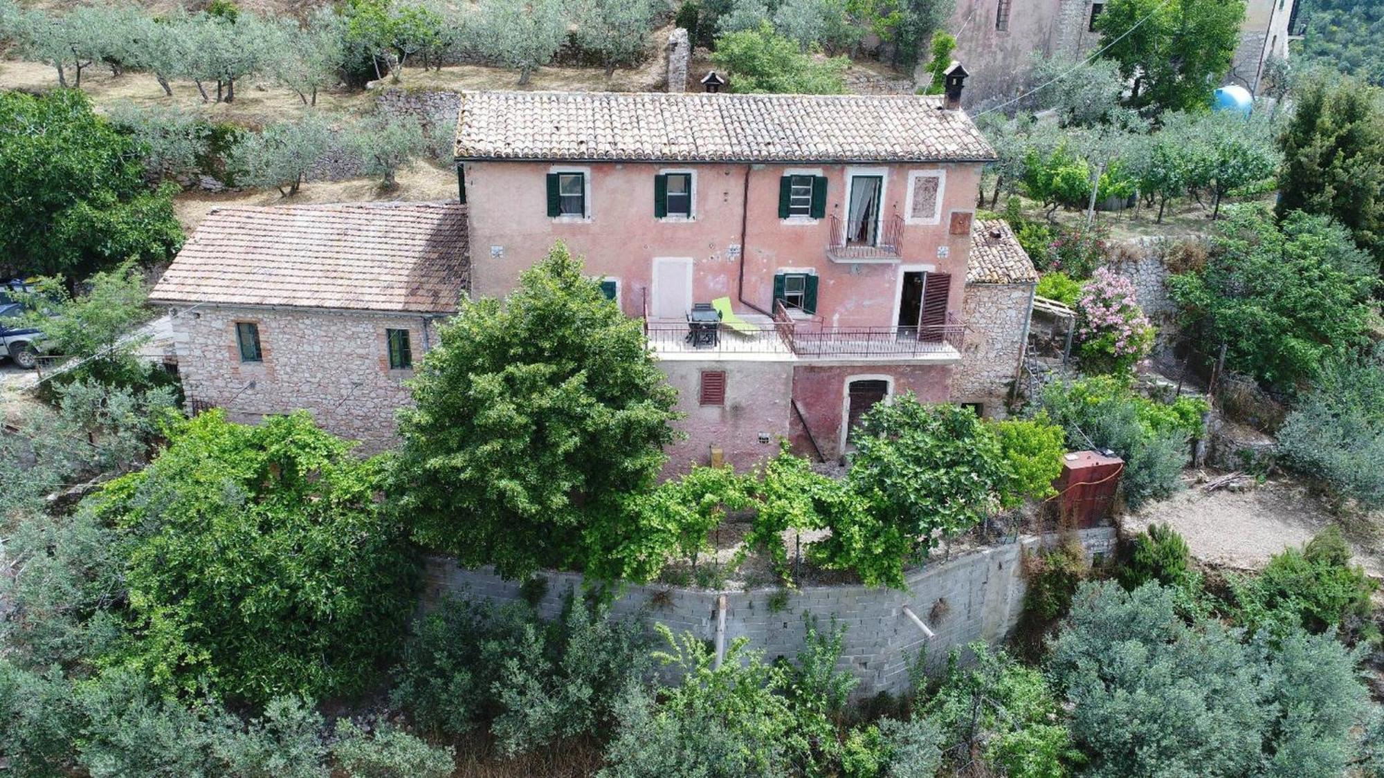 Villa Rurale Nei Pressi Castello Campello sul Clitunno Exterior photo