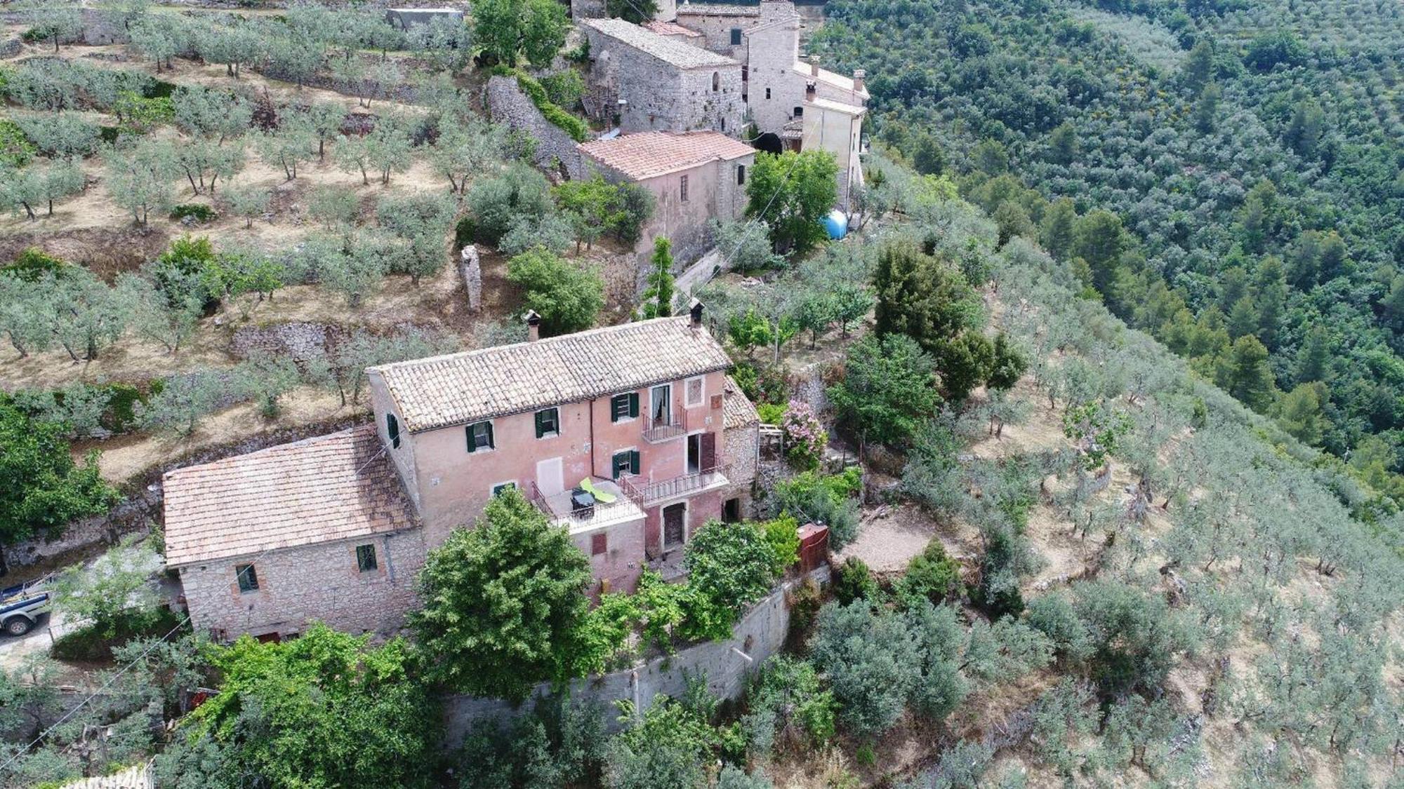 Villa Rurale Nei Pressi Castello Campello sul Clitunno Exterior photo